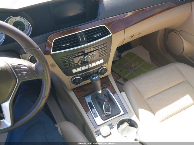Aukcja sprzedaży 2012 Mercedes-benz C 250 Sport, vin: WDDGF4HB5CA610734, numer aukcji: 45239777