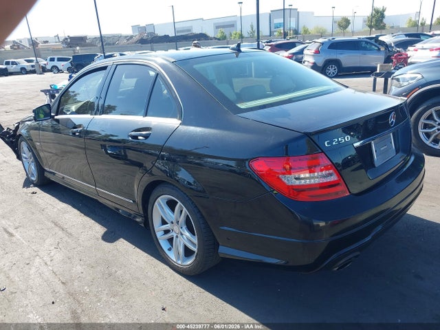 Aukcja sprzedaży 2012 Mercedes-benz C 250 Sport, vin: WDDGF4HB5CA610734, numer aukcji: 45239777