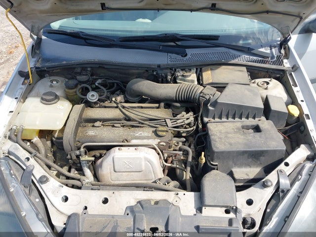 45239823 :رقم المزاد ، 3FAFP31343R174244 vin ، 2003 Ford Focus Zx3 مزاد بيع