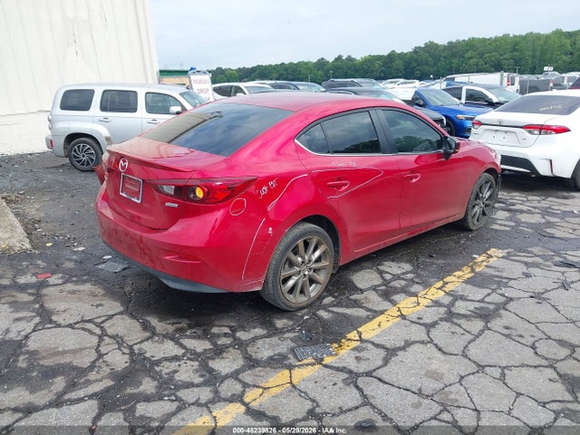 2018 Mazda Mazda3 Touring მანქანა იყიდება აუქციონზე, vin: 3MZBN1V35JM183040, აუქციონის ნომერი: 45239826