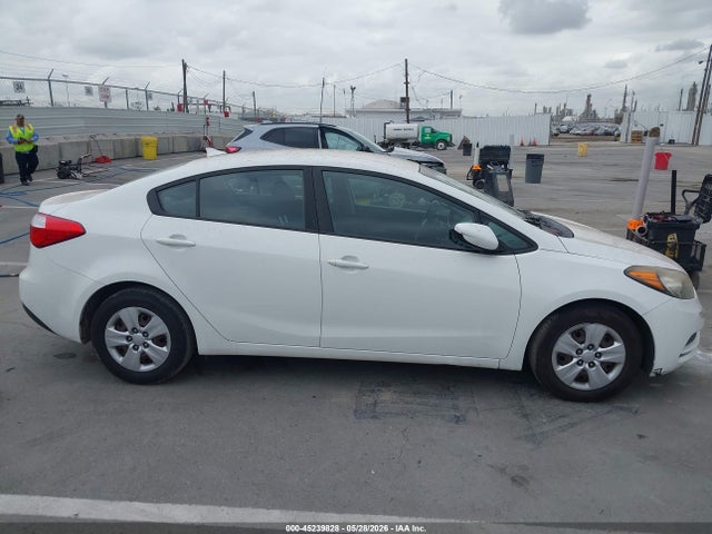 Aukcja sprzedaży 2016 Kia Forte Lx, vin: KNAFK4A64G5550715, numer aukcji: 45239828