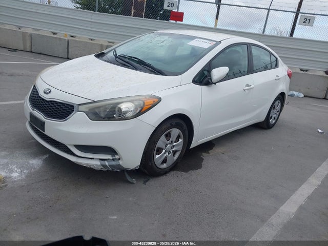 Aukcja sprzedaży 2016 Kia Forte Lx, vin: KNAFK4A64G5550715, numer aukcji: 45239828