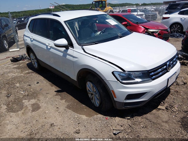 2019 Volkswagen Tiguan 2.0t S მანქანა იყიდება აუქციონზე, vin: 3VV1B7AX1KM039698, აუქციონის ნომერი: 45239842