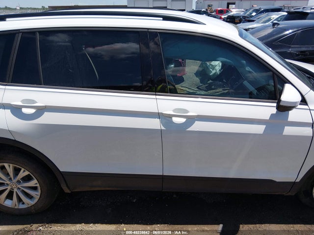 2019 Volkswagen Tiguan 2.0t S მანქანა იყიდება აუქციონზე, vin: 3VV1B7AX1KM039698, აუქციონის ნომერი: 45239842