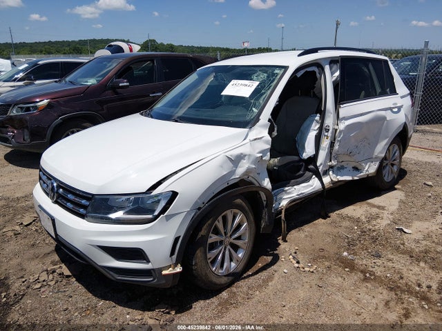 2019 Volkswagen Tiguan 2.0t S მანქანა იყიდება აუქციონზე, vin: 3VV1B7AX1KM039698, აუქციონის ნომერი: 45239842