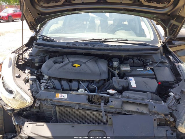 5NPDH4AE8FH620506 Hyundai ELANTRA SE