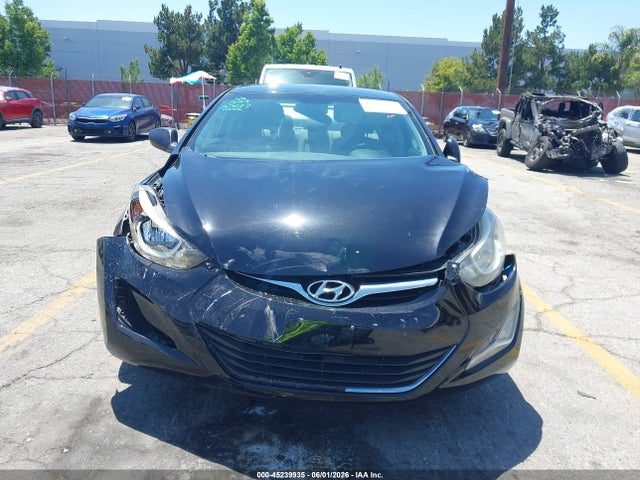 5NPDH4AE8FH620506 Hyundai ELANTRA SE