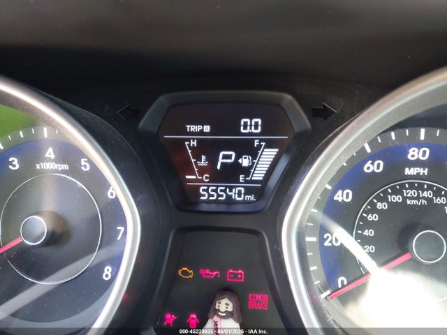 5NPDH4AE8FH620506 Hyundai ELANTRA SE