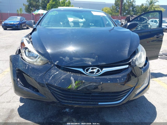 5NPDH4AE8FH620506 Hyundai ELANTRA SE