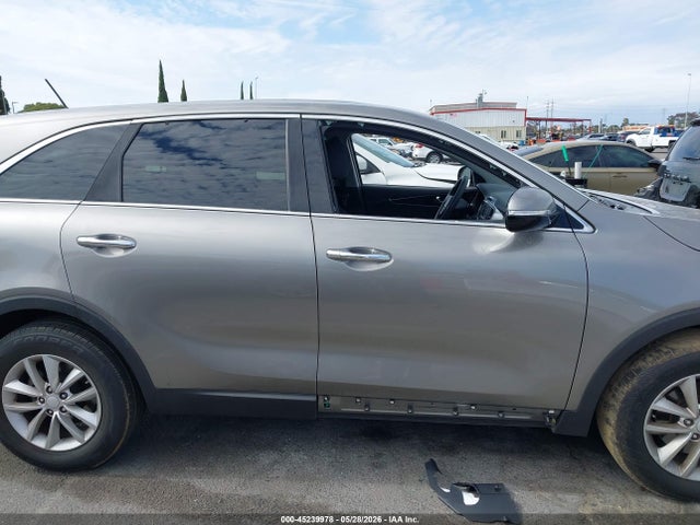 KIA Sorento 2.4l L 2018 5XYPG4A33JG422852 Image 13