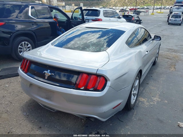 1FA6P8AM6H5333815 Ford Mustang V6