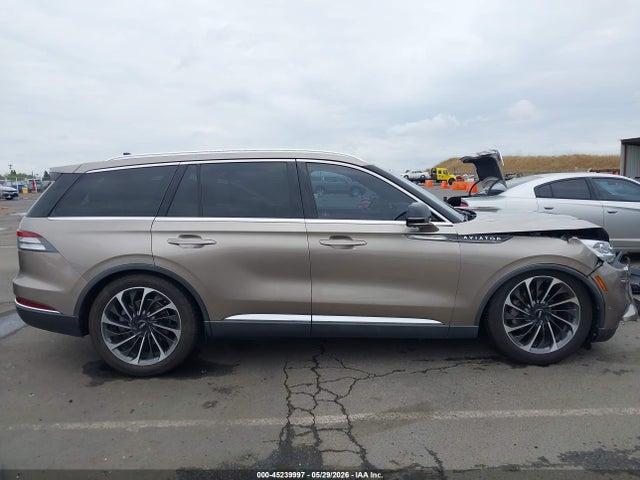 Lincoln Aviator Reserve 2021 5LM5J7XC7MGL06890 Image 14