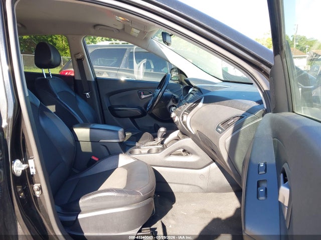 2014 Hyundai Tucson Se მანქანა იყიდება აუქციონზე, vin: KM8JU3AG3EU799323, აუქციონის ნომერი: 45240045