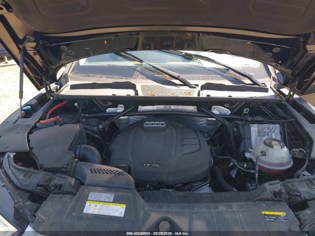 45240053 :رقم المزاد ، WA1BNAFY5J2015249 vin ، 2018 Audi Q5 2.0t Premium/2.0t Tech Premium مزاد بيع