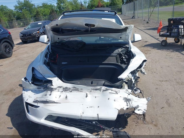 Продажа на аукционе авто 2025 Tesla Model Y Long Range Dual Motor All-wheel Drive, vin: 7SAYGDEE1SF299046, номер лота: 45240081
