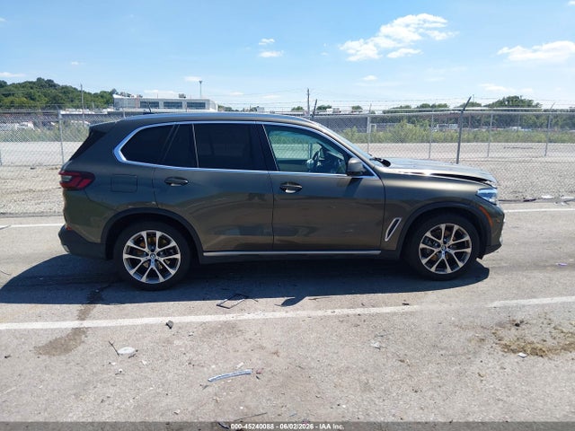 2021 Bmw X5 Xdrive40i მანქანა იყიდება აუქციონზე, vin: 5UXCR6C07M9H62732, აუქციონის ნომერი: 45240088