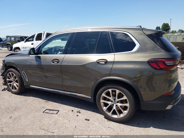 2021 Bmw X5 Xdrive40i მანქანა იყიდება აუქციონზე, vin: 5UXCR6C07M9H62732, აუქციონის ნომერი: 45240088