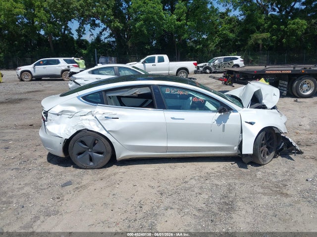 Продажа на аукционе авто 2019 Tesla Model 3 Long Range/performance, vin: 5YJ3E1EB3KF494714, номер лота: 45240130