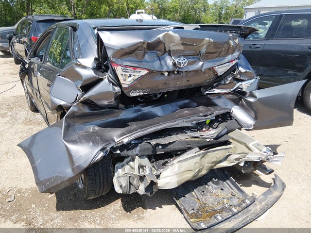 45240141 :رقم المزاد ، 4T1BF1FK8GU585608 vin ، 2016 Toyota Camry Xle مزاد بيع