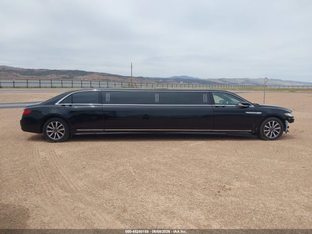 1LN6L9UK3H5607022 Lincoln Continental Livery