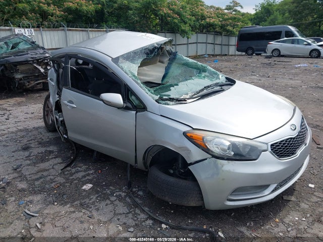 Aukcja sprzedaży 2015 Kia Forte Lx, vin: KNAFX4A62F5339948, numer aukcji: 45240168