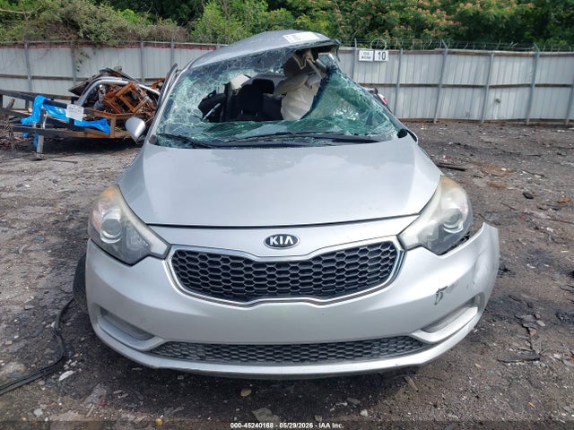 Продажа на аукционе авто 2015 Kia Forte Lx, vin: KNAFX4A62F5339948, номер лота: 45240168