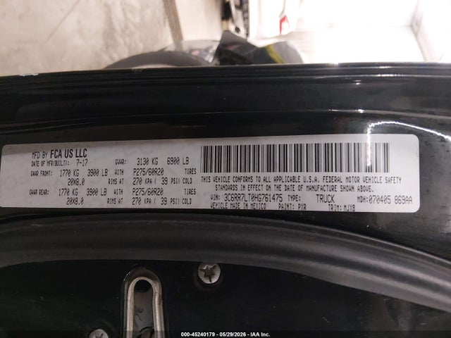 45240179 :رقم المزاد ، 3C6RR7LT0HG761475 vin ، 2017 Ram 1500 Big Horn  4x4 5'7 Box مزاد بيع