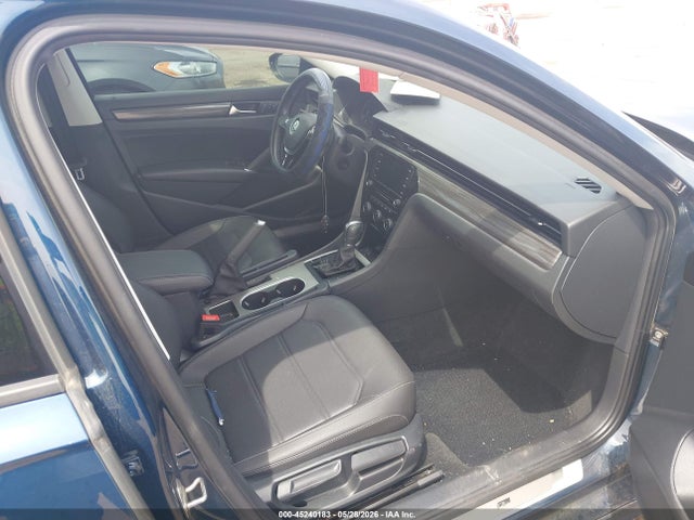 45240183 :رقم المزاد ، 1VWMA7A35LC013942 vin ، 2020 Volkswagen Passat 2.0t R-line مزاد بيع