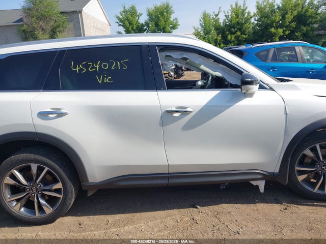 45240215 :رقم المزاد ، 5N1DL1FSXNC331449 vin ، 2022 Infiniti Qx60 Luxe Awd مزاد بيع