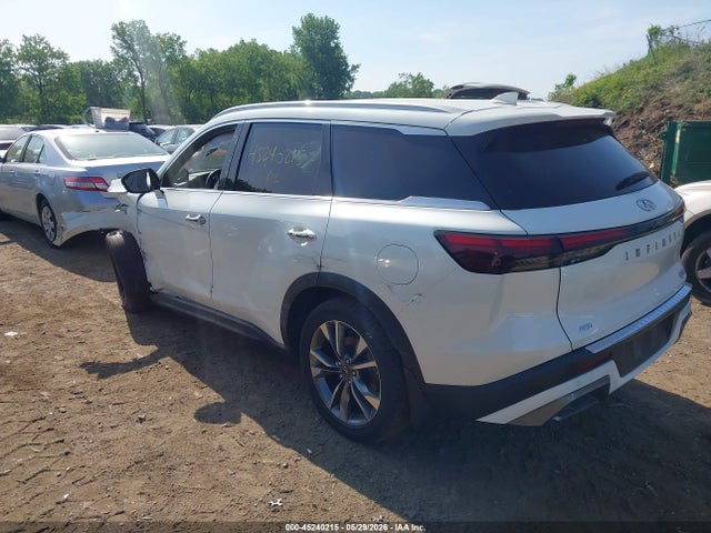 45240215 :رقم المزاد ، 5N1DL1FSXNC331449 vin ، 2022 Infiniti Qx60 Luxe Awd مزاد بيع