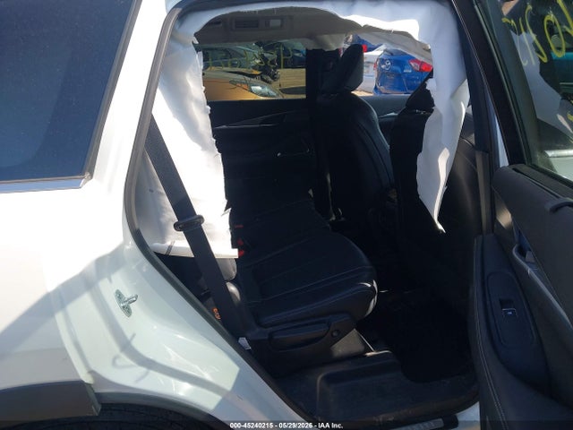 45240215 :رقم المزاد ، 5N1DL1FSXNC331449 vin ، 2022 Infiniti Qx60 Luxe Awd مزاد بيع