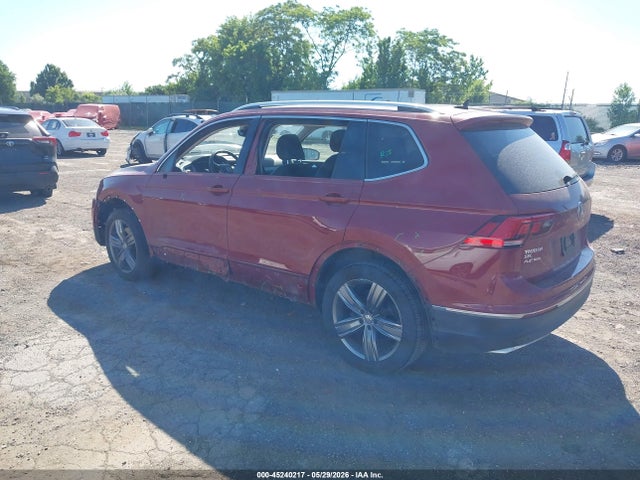 3VV2B7AX2LM015612 Volkswagen Tiguan 2.0t Se/2.0t Se R-line Black/2.0t Sel