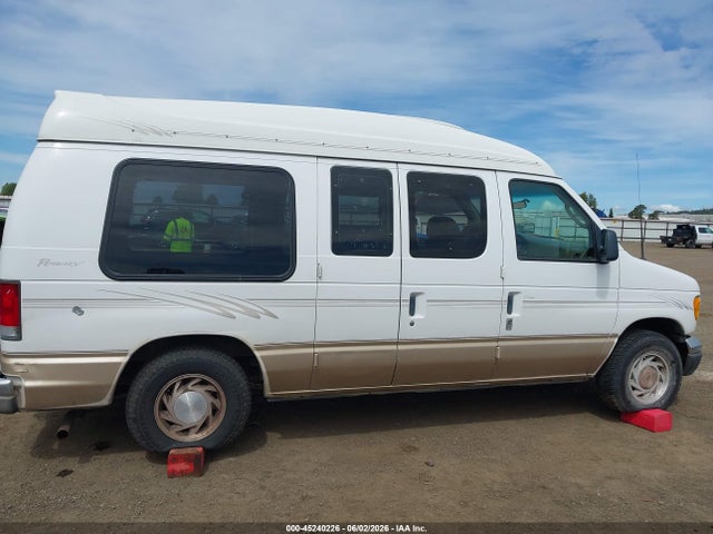 Продажа на аукционе авто 2003 Ford E-150 Recreational, vin: 1FDRE14W23HA31393, номер лота: 45240226