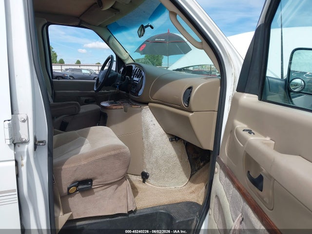 Продажа на аукционе авто 2003 Ford E-150 Recreational, vin: 1FDRE14W23HA31393, номер лота: 45240226