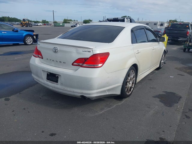 2006 Toyota Avalon Limited მანქანა იყიდება აუქციონზე, vin: 4T1BK36B36U111748, აუქციონის ნომერი: 45240228