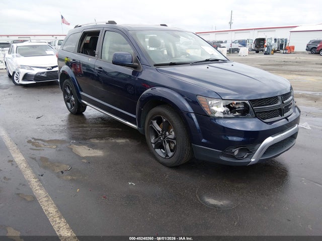 45240260 :رقم المزاد ، 3C4PDCGB7LT206144 vin ، 2020 Dodge Journey Crossroad مزاد بيع