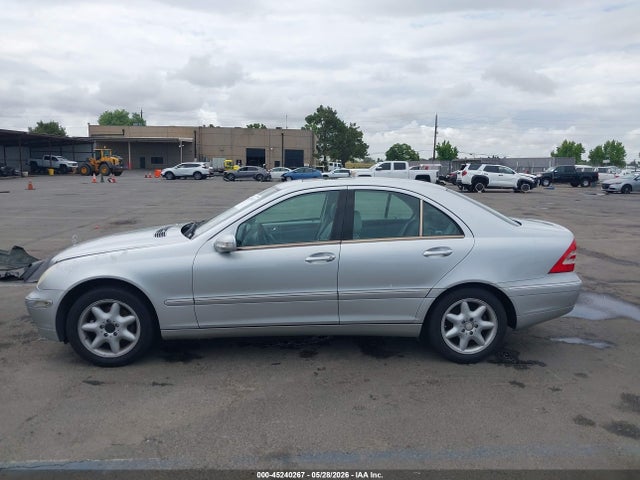 Продаж на аукціоні авто 2004 Mercedes-benz C 240, vin: WDBRF61J84F550631, номер лоту: 45240267