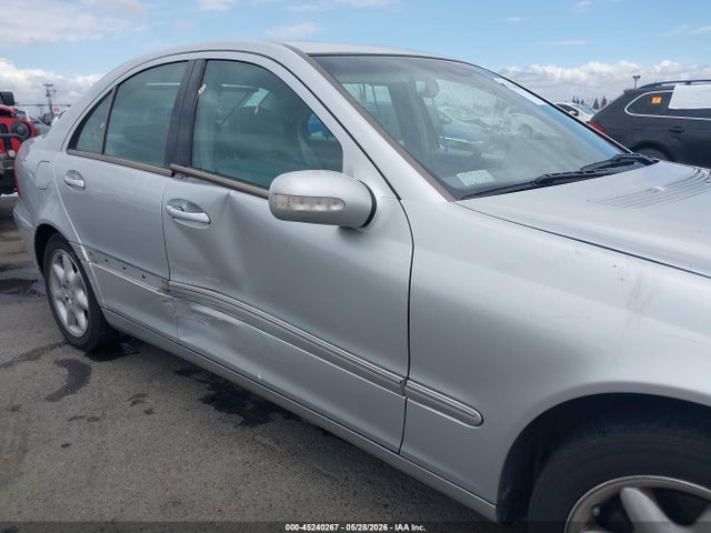 Продаж на аукціоні авто 2004 Mercedes-benz C 240, vin: WDBRF61J84F550631, номер лоту: 45240267