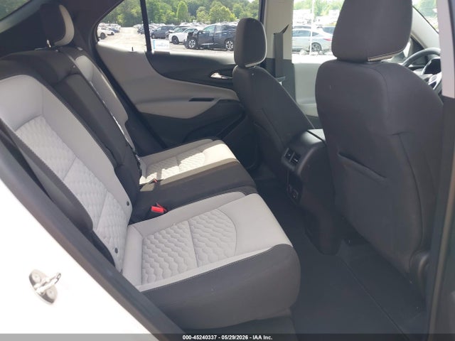 Продаж на аукціоні авто 2018 Chevrolet Equinox Lt, vin: 2GNAXJEV1J6330370, номер лоту: 45240337