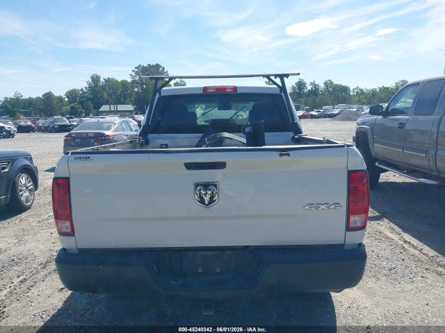 Aukcja sprzedaży 2022 Ram 1500 Classic Tradesman  4x4 5'7 Box, vin: 3C6RR7KT5NG285236, numer aukcji: 45240342