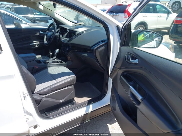 2019 Ford Escape Se მანქანა იყიდება აუქციონზე, vin: 1FMCU9GD5KUB80405, აუქციონის ნომერი: 45240355