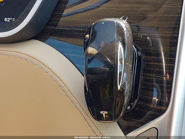 Продажа на аукционе авто 2015 Tesla Model S 70d/85d/p85d, vin: 5YJSA1S21FF096533, номер лота: 45240405