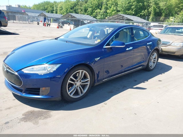 Продажа на аукционе авто 2015 Tesla Model S 70d/85d/p85d, vin: 5YJSA1S21FF096533, номер лота: 45240405