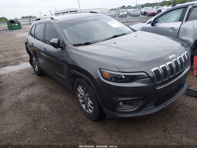 45240459 :رقم المزاد ، 1C4PJMLB4KD402728 vin ، 2019 Jeep Cherokee Latitude Plus 4x4 مزاد بيع