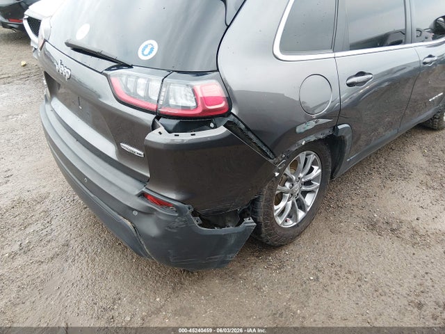 45240459 :رقم المزاد ، 1C4PJMLB4KD402728 vin ، 2019 Jeep Cherokee Latitude Plus 4x4 مزاد بيع