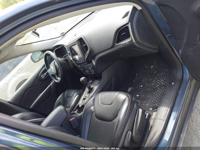 45240473 :رقم المزاد ، 1C4PJMLB3LD569535 vin ، 2020 Jeep Cherokee Latitude Plus 4x4 مزاد بيع