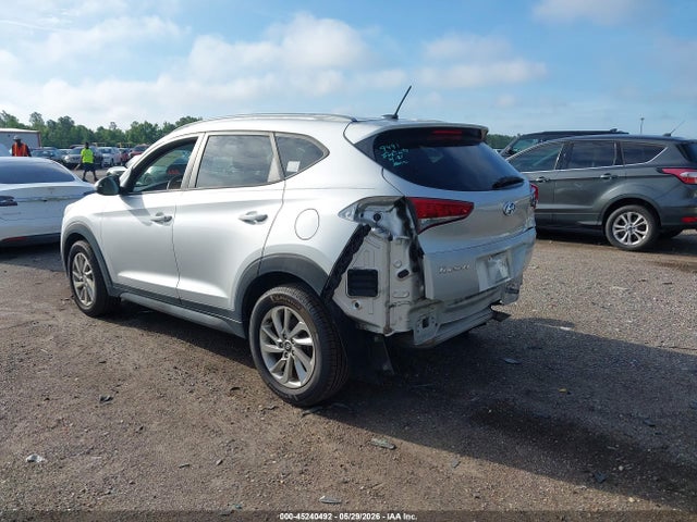 Продаж на аукціоні авто 2016 Hyundai Tucson Se, vin: KM8J33A45GU223857, номер лоту: 45240492
