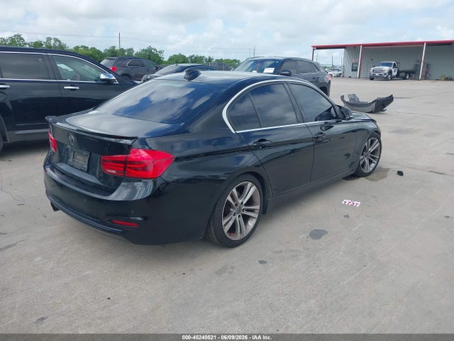 BMW 330I 2018 WBA8B9G55JNU58024 Image 4