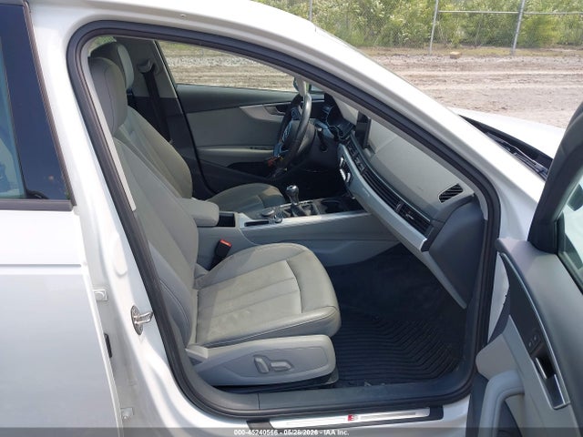 Продажа на аукционе авто 2018 Audi A4 2.0t Premium/2.0t Tech Premium, vin: WAUNNAF46JA077763, номер лота: 45240566