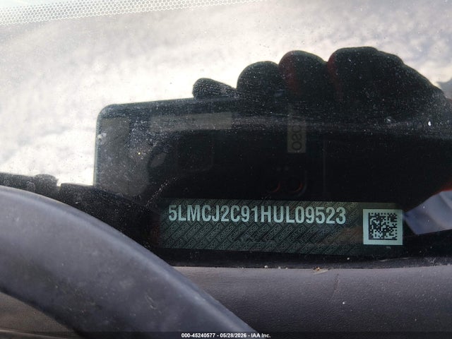 5LMCJ2C91HUL09523 Lincoln MKC SELECT